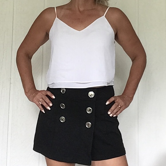 CACHE SIZE 6 BLACK PONTE SHORTS - Picture 3 of 14